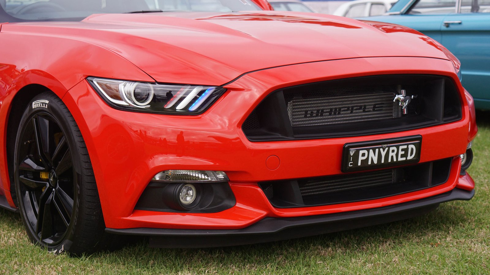 Simple Ways to Keep Your Car Looking New